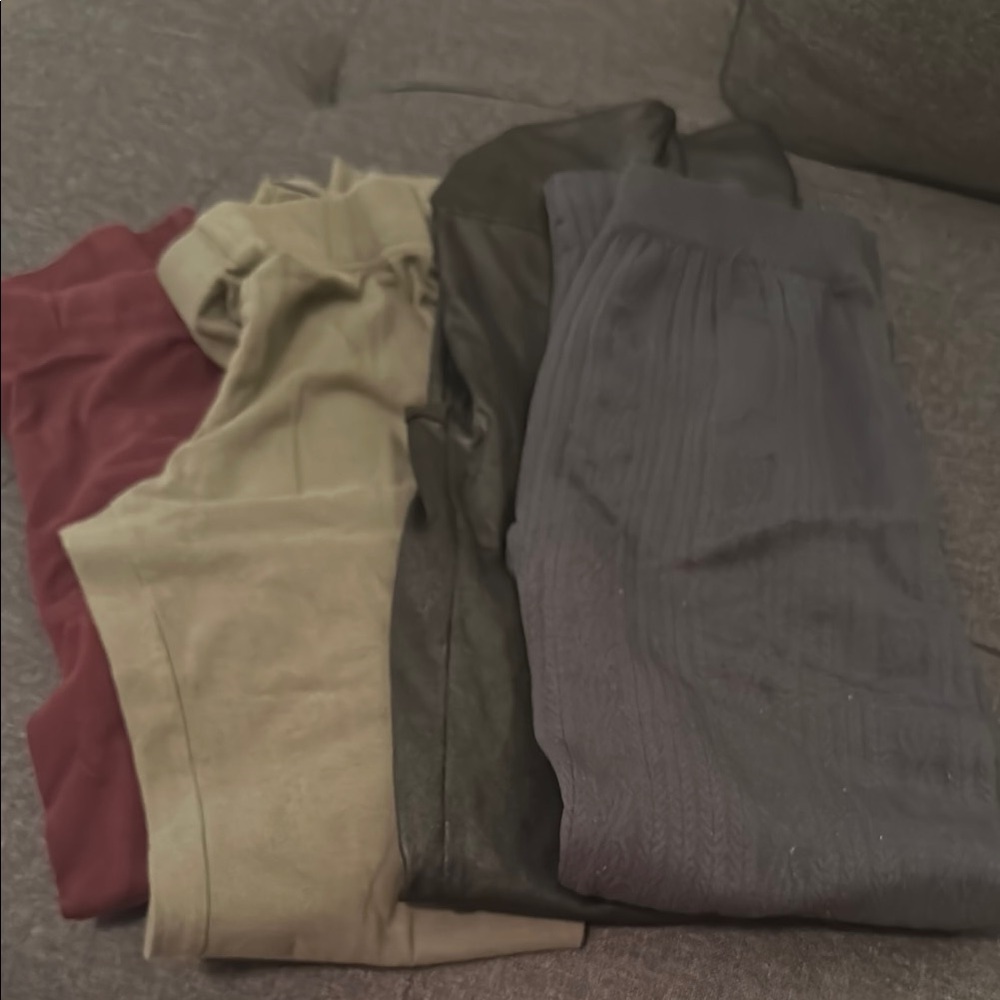 Set of Four Leggings in Assorted Colors